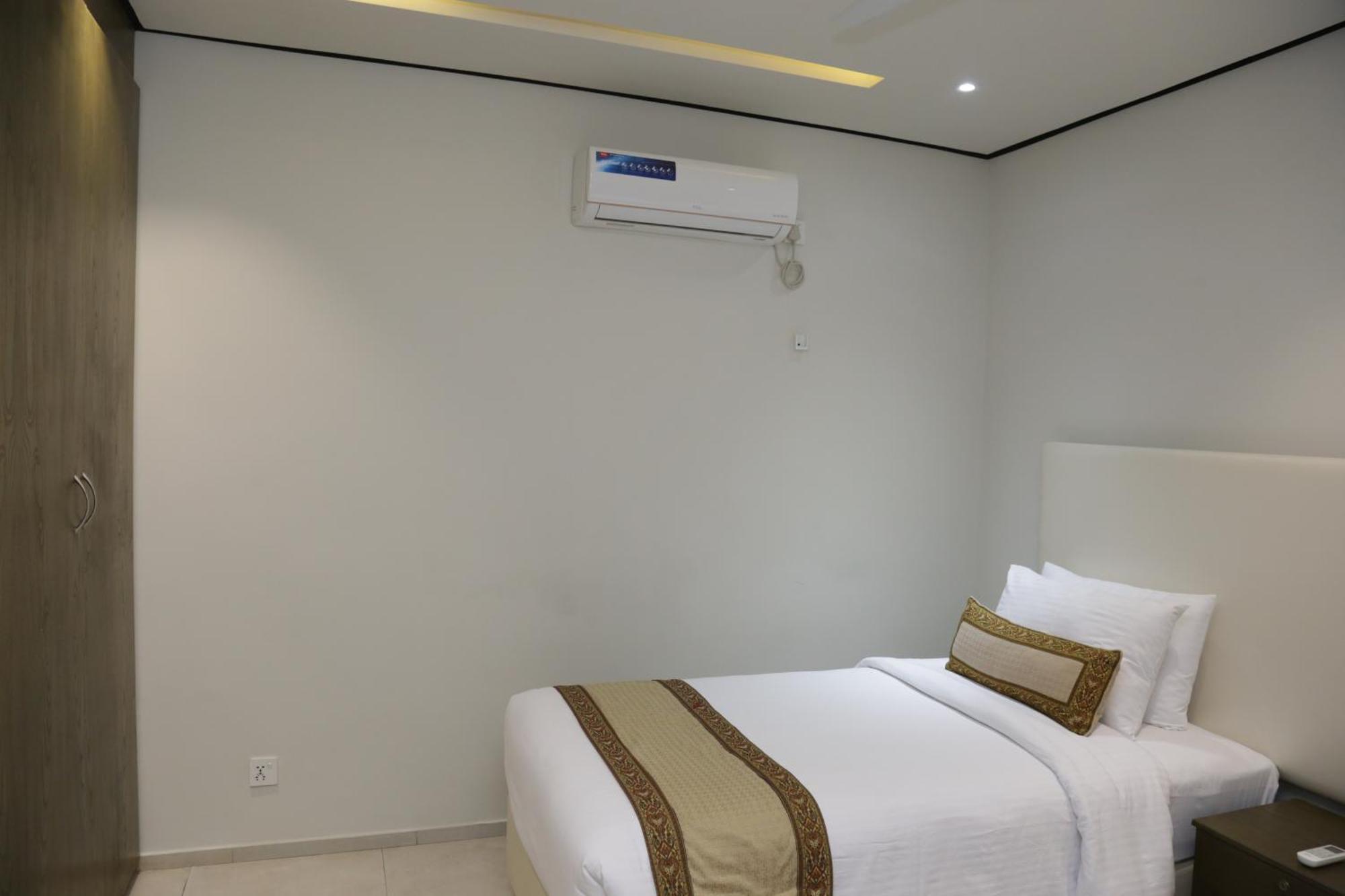 Trivelles Executive Suites イスラマバード エクステリア 写真